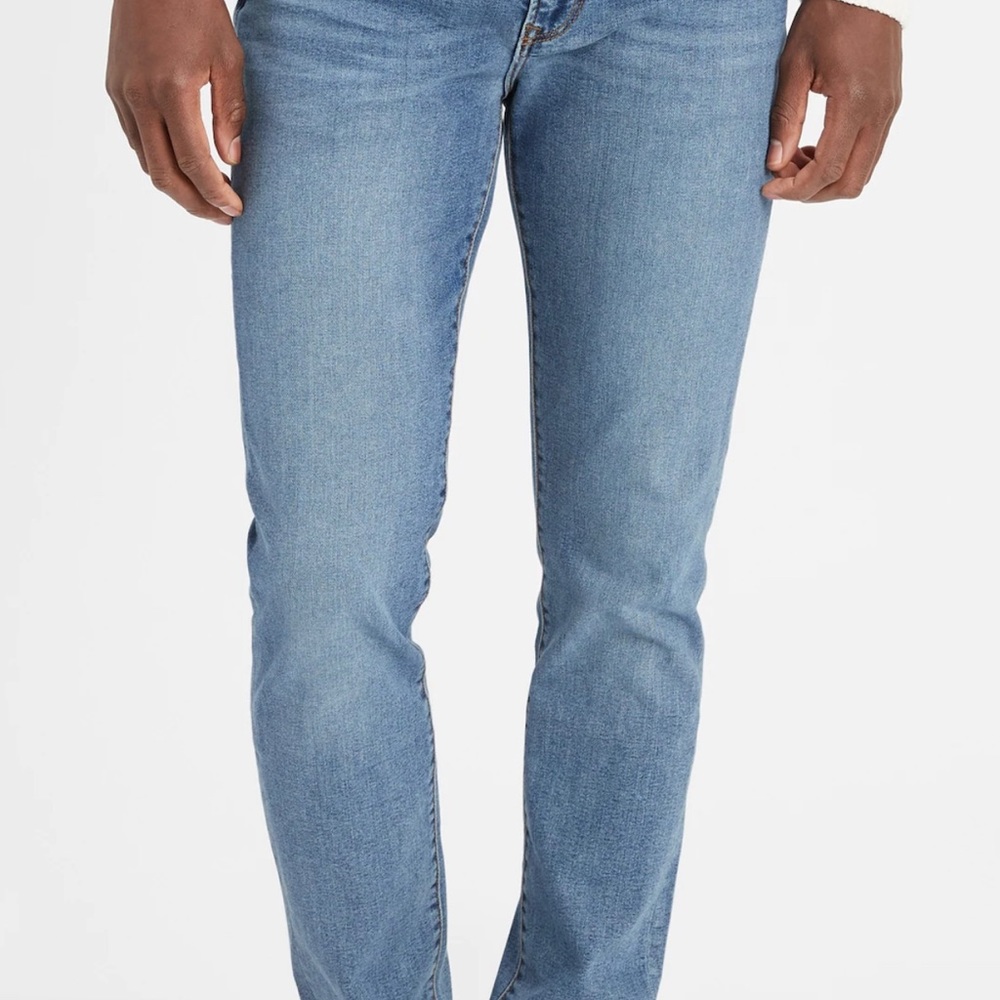 Banana Republic slim-fit Light wash Traveler Jeans